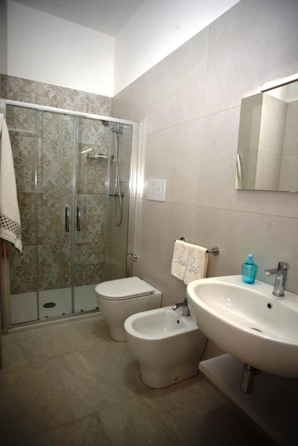 Angelo Bianco Appartment 3 ポルト・チェザーレオ エクステリア 写真